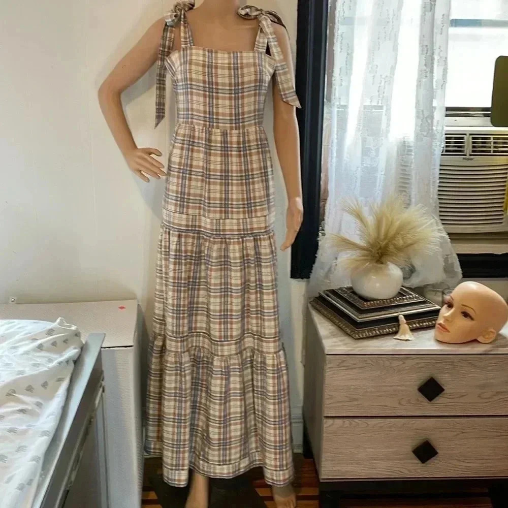 AURA Maxi dress